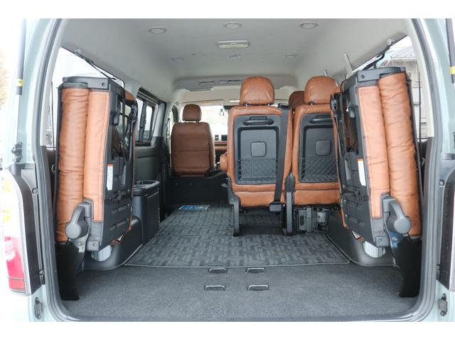 ハイエースワゴン GL Renocaコーストライン角目4灯メッキ部マッドブラック塗装FLEX16インチアルミTOYOタイヤFLEXLEDテールオーバーフェンダーカロッツェリアナビETCフリップダウンモニターシートカバー(26枚目)