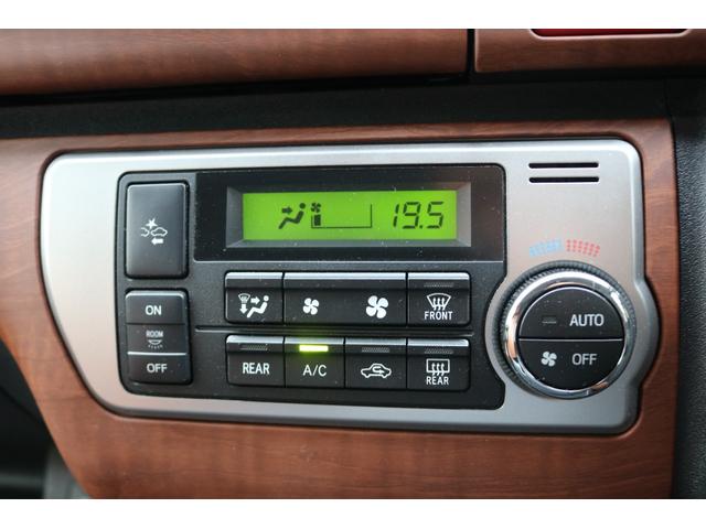 ハイエースワゴン GL Renocaコーストライン角目4灯メッキ部マッドブラック塗装FLEX16インチアルミTOYOタイヤFLEXLEDテールオーバーフェンダーカロッツェリアナビETCフリップダウンモニターシートカバー(29枚目)