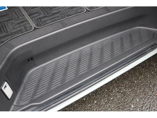 ハイエースワゴン GL Renocaコーストライン角目4灯メッキ部マッドブラック塗装FLEX16インチアルミTOYOタイヤFLEXLEDテールオーバーフェンダーカロッツェリアナビETCフリップダウンモニターシートカバー(37枚目)