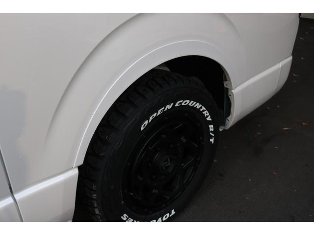ハイエースワゴン ＧＬ　シートアレンジｎｅｃｒｏｓｓ床張り施工ＢＩＧ－ＸナビＥＴＣ２．０フリップダウンモニターシートカバーＴ－ＦｏｒｃｅスポイラーオーバーフェンダーＴＯＹＯタイヤＦＬＥＸ１６インチアルミＦＬＥＸＬＥＤテール（32枚目）