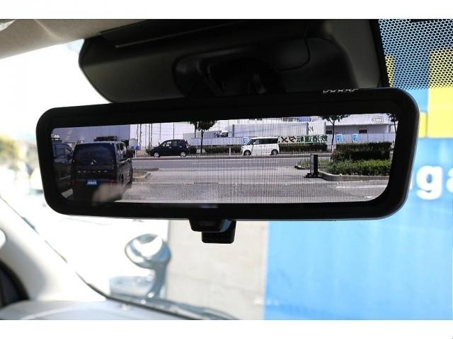 ハイエースバン ロングDX キャンピングWoodVillageメッキ部マッドブラック塗装FLEXテールシートカバーFLEX16インチアルミTOYOタイヤオーバーフェンダーT-Forcスポイラー床張り施工BIG-XナビETC2.0(13枚目)