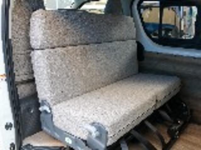 ハイエースバン ロングDX キャンピングWoodVillageメッキ部マッドブラック塗装FLEXテールシートカバーFLEX16インチアルミTOYOタイヤオーバーフェンダーT-Forcスポイラー床張り施工BIG-XナビETC2.0(32枚目)