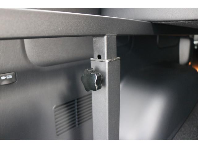 ハイエースバン スーパーＧＬ　ダークプライムＩＩ　アルパイン　ＢＩＧ－Ｘ１１インチナビメカレスＥＴＣ２．０ベッドキットＦＬＥＸボンネットフロントスポイラーオーバーフェンダーＬＥＤテールＦＬＥＸ１８インチアルミヨコハマタイヤメッキ部ブラック塗装（18枚目）