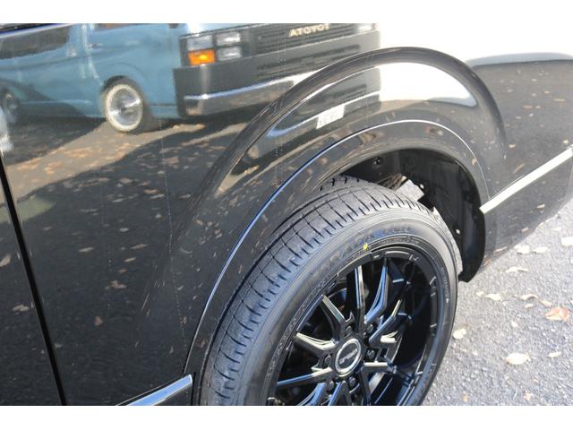 ハイエースバン スーパーＧＬ　ダークプライムＩＩ　アルパイン　ＢＩＧ－Ｘ１１インチナビメカレスＥＴＣ２．０ベッドキットＦＬＥＸボンネットフロントスポイラーオーバーフェンダーＬＥＤテールＦＬＥＸ１８インチアルミヨコハマタイヤメッキ部ブラック塗装（33枚目）