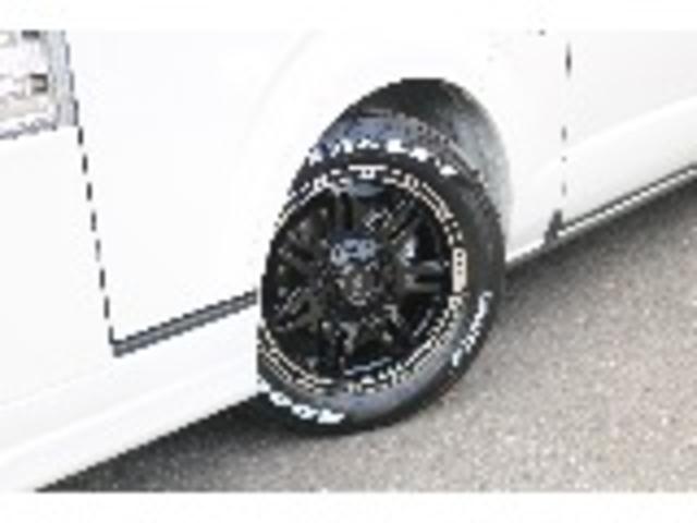 ハイエースワゴン ＧＬ　ａｃｒｏｓｓＦＬＥＸフロントスポイラーＦＬＥＸ１７インチアルミナスカータイヤローダウンオーバーフェンダーＦＬＥＸＬＥＤテールカロッツェリアナビＥＴＣフリップダウンモニター床張り施工（30枚目）