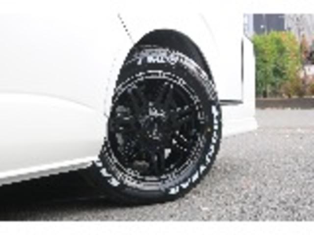 ハイエースワゴン ＧＬ　ａｃｒｏｓｓＦＬＥＸフロントスポイラーＦＬＥＸ１７インチアルミナスカータイヤローダウンオーバーフェンダーＦＬＥＸＬＥＤテールカロッツェリアナビＥＴＣフリップダウンモニター床張り施工（31枚目）
