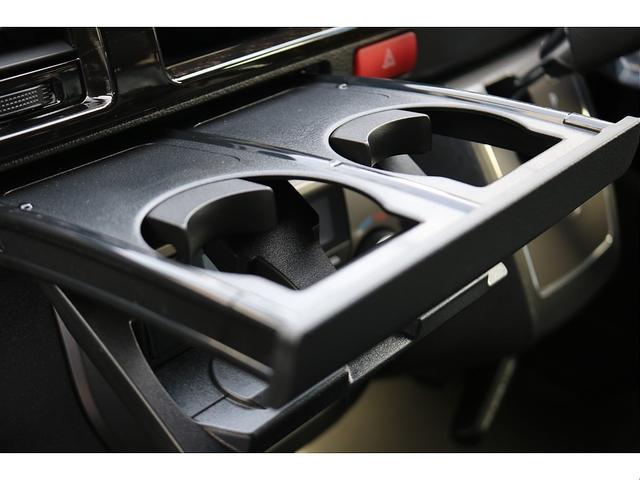 ハイエースワゴン ＧＬ　ａｃｒｏｓｓＦＬＥＸフロントスポイラーＦＬＥＸ１７インチアルミナスカータイヤローダウンオーバーフェンダーＦＬＥＸＬＥＤテールカロッツェリアナビＥＴＣフリップダウンモニター床張り施工（36枚目）