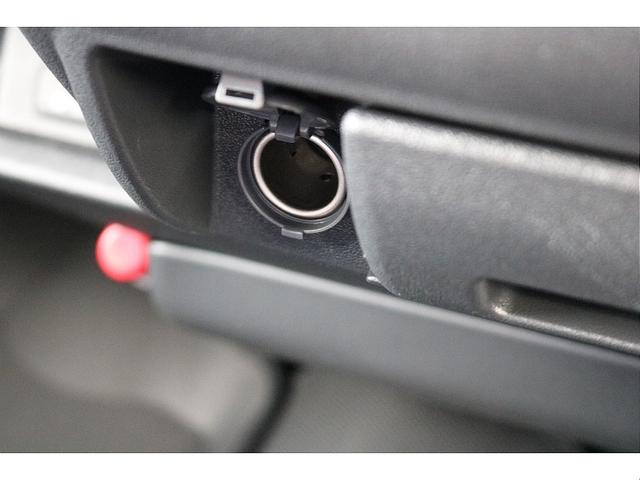 ハイエースワゴン ＧＬ　ａｃｒｏｓｓＦＬＥＸフロントスポイラーＦＬＥＸ１７インチアルミナスカータイヤローダウンオーバーフェンダーＦＬＥＸＬＥＤテールカロッツェリアナビＥＴＣフリップダウンモニター床張り施工（39枚目）