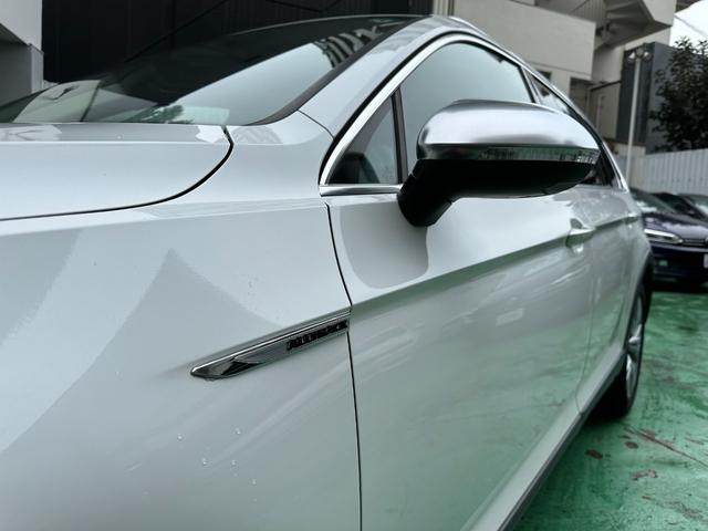 パサートオールトラック ＴＤＩ　４モーション　アドバンス　スペアキー　記録簿　禁煙車（12枚目）