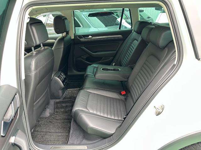 パサートオールトラック ＴＤＩ　４モーション　アドバンス　スペアキー　記録簿　禁煙車（35枚目）