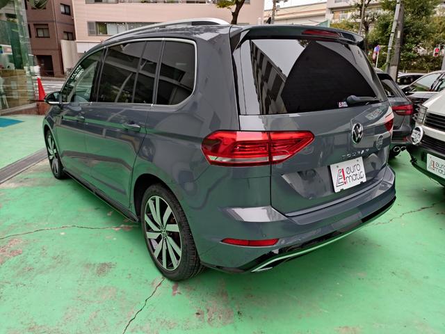 ゴルフトゥーラン ＴＳＩ　Ｒライン　パノラマサンルーフ　前後ドラレコ　ＡＣＣ　軽減ブレーキ　フロントアシスト　レンアシ　パーキングアシスト　デジタルメーター　前後席シートヒーター　ダイナミックライトアシスト　ＣａｒＰｌａｙ　禁煙（6枚目）