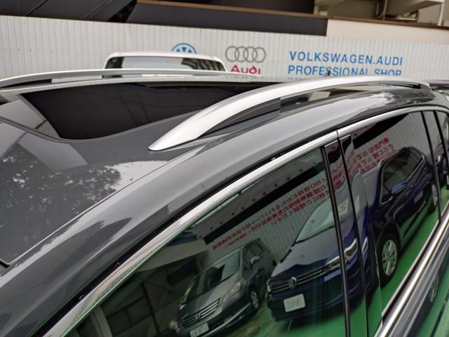 ゴルフトゥーラン ＴＳＩ　Ｒライン　パノラマサンルーフ　前後ドラレコ　ＡＣＣ　軽減ブレーキ　フロントアシスト　レンアシ　パーキングアシスト　デジタルメーター　前後席シートヒーター　ダイナミックライトアシスト　ＣａｒＰｌａｙ　禁煙（12枚目）