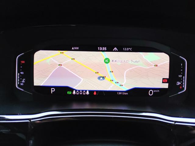 ゴルフトゥーラン ＴＳＩ　Ｒライン　パノラマサンルーフ　前後ドラレコ　ＡＣＣ　軽減ブレーキ　フロントアシスト　レンアシ　パーキングアシスト　デジタルメーター　前後席シートヒーター　ダイナミックライトアシスト　ＣａｒＰｌａｙ　禁煙（21枚目）