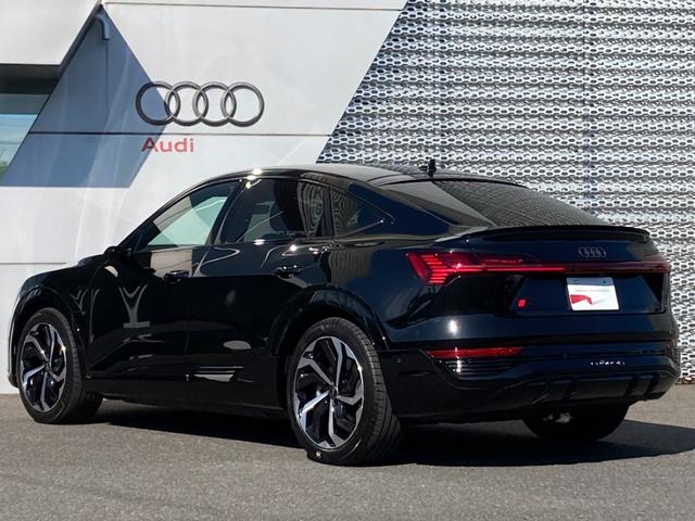 Ｑ８スポーツバック ｅ－トロン ５５ｅ－トロンクワトロ　Ｓライン　Ａｕｄｉ認定中古車　ブラックスタイリングＰＫＧ　サイレンスＰＫＧ　インテリアＰＫＧ　２１インチホイール　アダプティブクルコン　レーンアシスト　サイドアシスト　全方位カメラ　電動リアゲート（55枚目）