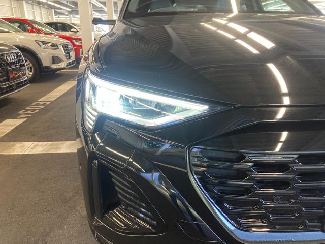 Ｑ８スポーツバック ｅ－トロン ５５ｅ－トロンクワトロ　Ｓライン　Ａｕｄｉ認定中古車　ブラックスタイリングＰＫＧ　サイレンスＰＫＧ　インテリアＰＫＧ　２１インチホイール　アダプティブクルコン　レーンアシスト　サイドアシスト　全方位カメラ　電動リアゲート（61枚目）