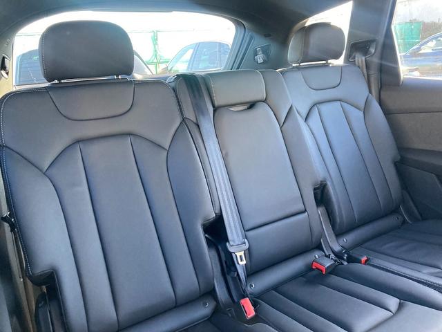 Ａｕｄｉ認定中古車とは…１００項目にもおよぶ厳しい検査をクリアし、確かなメンテナンスが施された、プレミアムブランドとしてふさわしい１台があなたのお手元に届けられます　０２８−６５８−２３３０