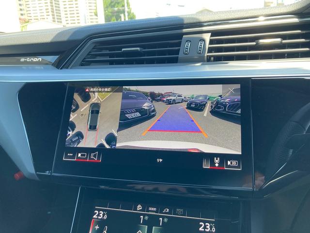 ｅ－トロンスポーツバック ５５クワトロ　Ｓライン　Ａｕｄｉ認定中古車　パノラマサンルーフ　元デモカー　Ｓライン　４ゾーンエアコン　エアクオリティパッケージ　サイレンスパッケージ　バーチャルエクステリアミラー　２１インチアルミホイール　運転支援機能（16枚目）