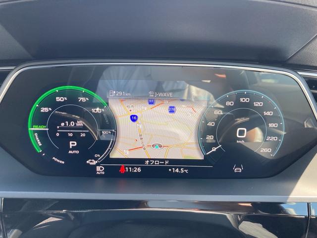 ｅ－トロンスポーツバック ５５クワトロ　Ｓライン　Ａｕｄｉ認定中古車　パノラマサンルーフ　元デモカー　Ｓライン　４ゾーンエアコン　エアクオリティパッケージ　サイレンスパッケージ　バーチャルエクステリアミラー　２１インチアルミホイール　運転支援機能（21枚目）