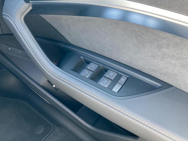 ｅ－トロンスポーツバック ５５クワトロ　Ｓライン　Ａｕｄｉ認定中古車　パノラマサンルーフ　元デモカー　Ｓライン　４ゾーンエアコン　エアクオリティパッケージ　サイレンスパッケージ　バーチャルエクステリアミラー　２１インチアルミホイール　運転支援機能（25枚目）