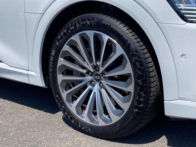 ｅ－トロンスポーツバック ５５クワトロ　Ｓライン　Ａｕｄｉ認定中古車　パノラマサンルーフ　元デモカー　Ｓライン　４ゾーンエアコン　エアクオリティパッケージ　サイレンスパッケージ　バーチャルエクステリアミラー　２１インチアルミホイール　運転支援機能（40枚目）