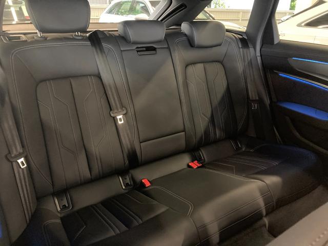 「Ａｕｄｉ認定中古車延長保証」もご用意しております。有償にてさらに１年延長することの出来る制度です。詳しくは販売店スタッフまでお気軽にお問い合わせください　０２８−６５８−２３３０