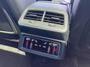 ５５クワトロ　Ｓライン　Ａｕｄｉ認定中古車　パノラマサンルーフ　元デモカー　Ｓライン　４ゾーンエアコン　エアクオリティパッケージ　サイレンスパッケージ　バーチャルエクステリアミラー　２１インチアルミホイール　運転支援機能（11枚目）
