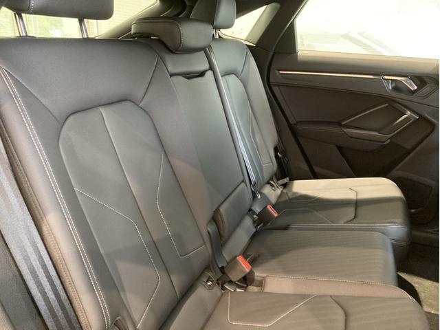 Ｑ３スポーツバック ３５ＴＦＳＩ　Ｓライン　メモリーナビ　ＥＴＣ　本革シート　電動シート　シートヒーター　フルセグＴＶ　ヒルディセントコントロール　全周囲カメラ　レーンキープアシスト　衝突被害軽減ブレーキ　アダプティブクルーズコントロール（18枚目）