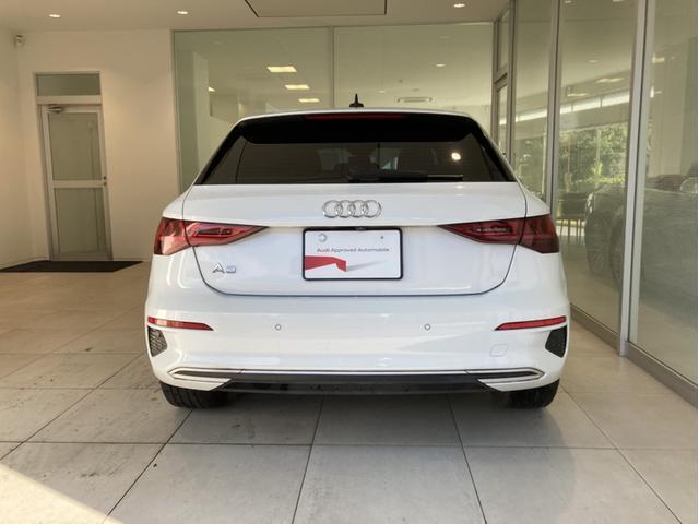 A3 スポーツバック30TFSIアドバンスド レーンキープアシスト 障害物センサー オートマチックハイビーム LEDヘッドライト アルミホイール 過給器設定モデル 横滑り防止装置 アイドリングストップ スマートキー ワンオーナー 禁煙車(9枚目)