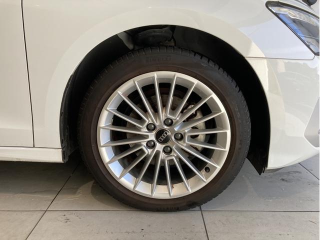 A3 スポーツバック30TFSIアドバンスド レーンキープアシスト 障害物センサー オートマチックハイビーム LEDヘッドライト アルミホイール 過給器設定モデル 横滑り防止装置 アイドリングストップ スマートキー ワンオーナー 禁煙車(14枚目)