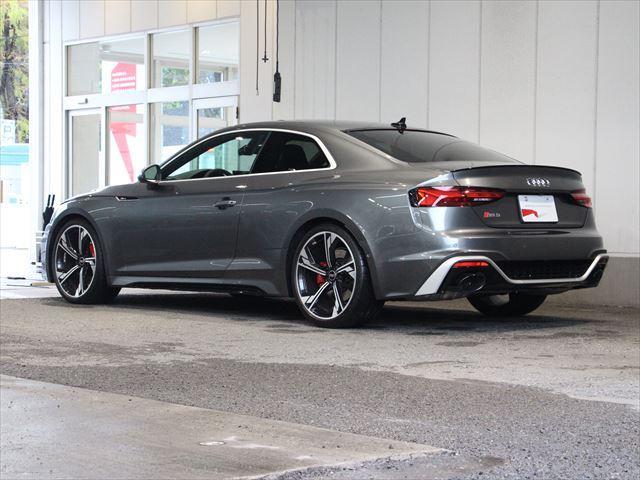 ＲＳ５ ベースグレード　４ＷＤ　メモリーナビ　ＥＴＣ　衝突被害軽減ブレーキ　アダプティブクルーズコントロール　レーンキープアシスト　障害物センサー　全周囲カメラ　ドライブレコーダー　本革シート　ＬＥＤヘッドライト　電動シート（12枚目）