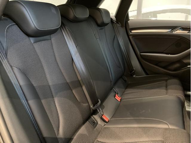 A3 スポーツバック30TFSI スポーツ メモリーナビ ETC 衝突被害軽減ブレーキ アダプティブクルーズコントロール レーンキープアシスト バックカメラ オートマチックハイビーム シートヒーター LEDヘッドライト アルミホイール 禁煙車(18枚目)