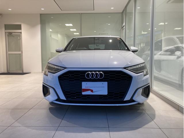 A3 スポーツバック30TFSI HDDナビ ETC 衝突被害軽減ブレーキ アダプティブクルーズコントロール レーンキープアシスト 障害物センサー バックカメラ シートヒーター LEDヘッドライト アルミホイール フルセグTV 禁煙車(6枚目)