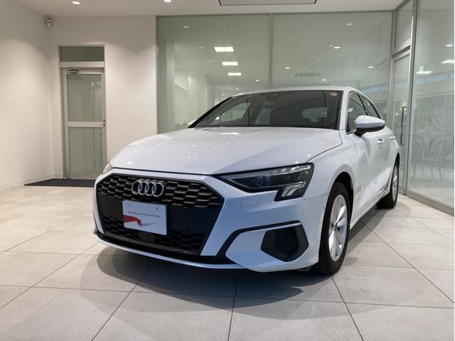 A3 スポーツバック30TFSI HDDナビ ETC 衝突被害軽減ブレーキ アダプティブクルーズコントロール レーンキープアシスト 障害物センサー バックカメラ シートヒーター LEDヘッドライト アルミホイール フルセグTV 禁煙車(12枚目)