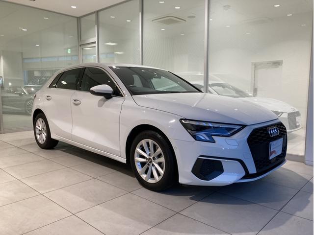 A3 スポーツバック30TFSI HDDナビ ETC 衝突被害軽減ブレーキ アダプティブクルーズコントロール レーンキープアシスト 障害物センサー バックカメラ シートヒーター LEDヘッドライト アルミホイール フルセグTV 禁煙車(13枚目)