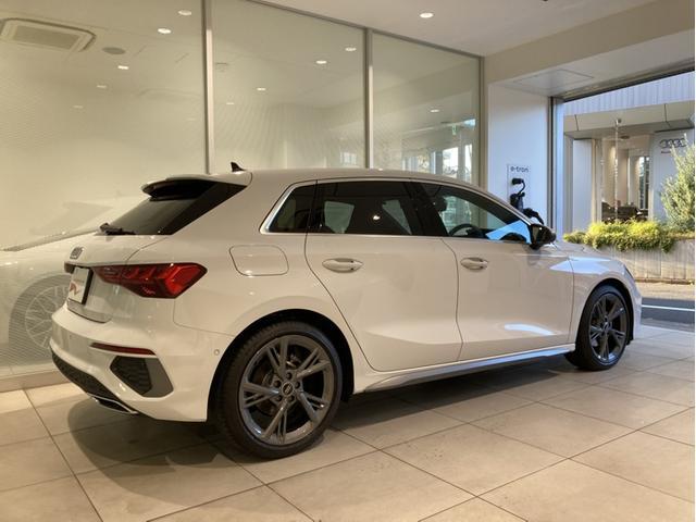 A3 スポーツバック30TFSI Sライン HDDナビ ETC 衝突被害軽減ブレーキ アダプティブクルーズコントロール レーンキープアシスト 障害物センサー バックカメラ 本革シート シートヒーター 電動シート LEDヘッドライト フルセグTV(8枚目)