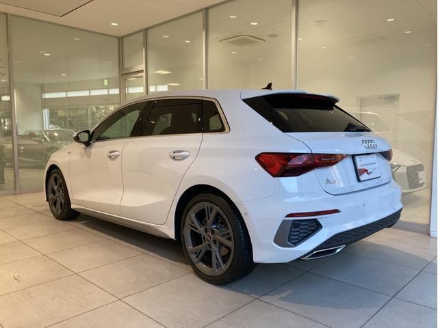 A3 スポーツバック30TFSI Sライン HDDナビ ETC 衝突被害軽減ブレーキ アダプティブクルーズコントロール レーンキープアシスト 障害物センサー バックカメラ 本革シート シートヒーター 電動シート LEDヘッドライト フルセグTV(14枚目)