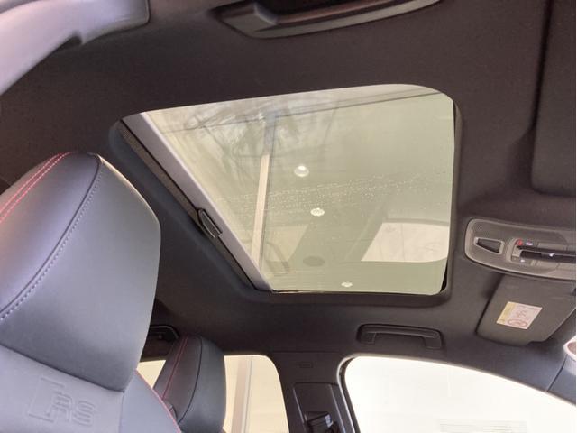 RS3スポーツバック ベースグレード 4WD メモリーナビ ETC 衝突被害軽減ブレーキ アダプティブクルーズコントロール レーンキープアシスト パーキングアシスト 障害物センサー バックカメラ 本革シート シートヒーター アルミホイール(16枚目)