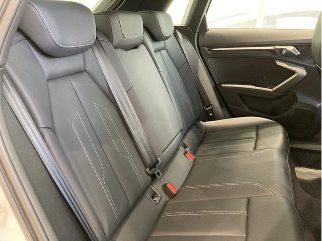 S3 スポーツバック 4WD メモリーナビ ETC 衝突被害軽減ブレーキ アダプティブクルーズコントロール レーンキープアシスト パーキングアシスト 障害物センサー バックカメラ 本革シート シートヒーター アルミホイール(17枚目)