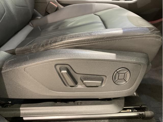 Q3 35TFSIアドバンスド メモリーナビ ETC 衝突被害軽減ブレーキ アダプティブクルーズコントロール レーンキープアシスト 障害物センサー 全周囲カメラ 本革シート シートヒーター LEDヘッドライト ルーフレール 禁煙車(16枚目)