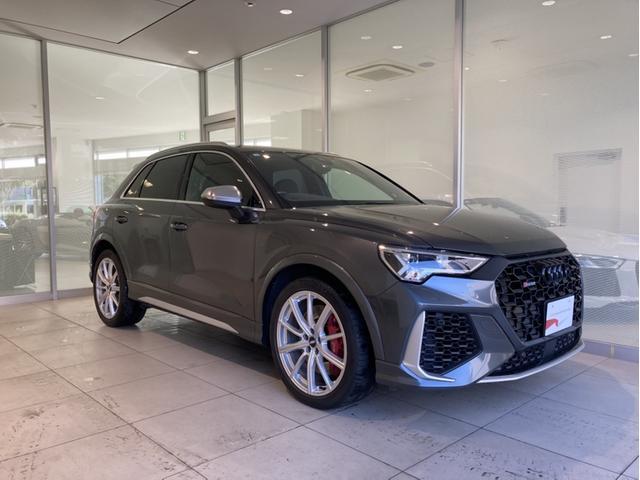 RS Q3 ベースグレード 4WD メモリーナビ ETC 衝突被害軽減ブレーキ アダプティブクルーズコントロール レーンキープアシスト 障害物センサー 全周囲カメラ 本革シート シートヒーター LEDヘッドライト アルミホイール(8枚目)