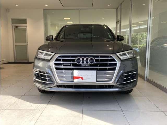 Ｑ５ ２．０ＴＦＳＩクワトロ　スポーツ　Ｓラインパッケージ　４ＷＤ　ＳｌｉｎｅＰＫＧ／ハーフレザー／マルチアンビ／Ｓサス　全周囲カメラ　メモリーナビ　フルセグ　ＤＶＤ　ＣＤ　ミュージックプレイヤー接続可　ＥＴＣ　スマートキー　電動シート　シートヒーター　ＬＥＤ（7枚目）