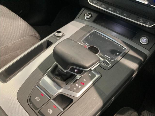 Q5 40TDIクワトロ スポーツ ディーゼルターボ 4WD アシスタンスパッケージ/マトリクスLEDヘッドライトパッケージ/リヤアシスタンスパッケージ ルーフレール アルミホイール スマートキー 電動シート シートヒーター ETC(22枚目)