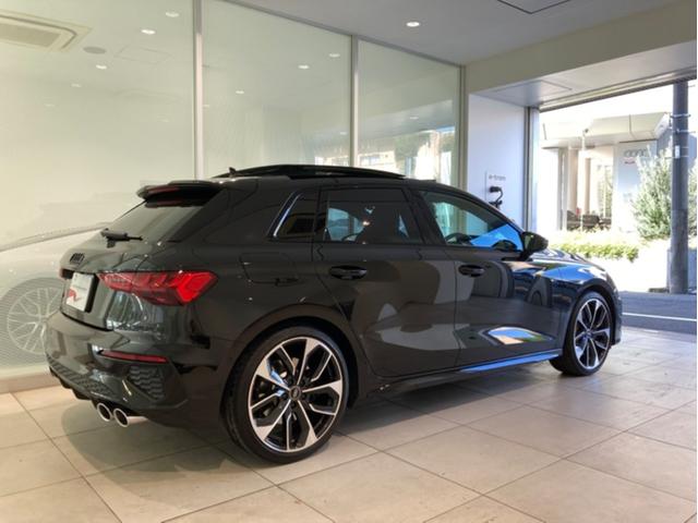 弊社グループ在庫保有台数１５００台以上のお車がございます。