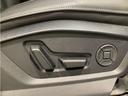 ５０ＴＤＩクワトロ　Ｓライン　４ＷＤ　ディーゼルターボ　ＳｌｉｎｅＰＫＧ／Ｂ＆Ｏ／フルレザー　衝突被害軽減ブレーキ　アダプティブクルーズコントロール　レーンキープアシスト　全周囲カメラ　メモリーナビ　フルセグ　ＥＴＣ　スマートキー（11枚目）