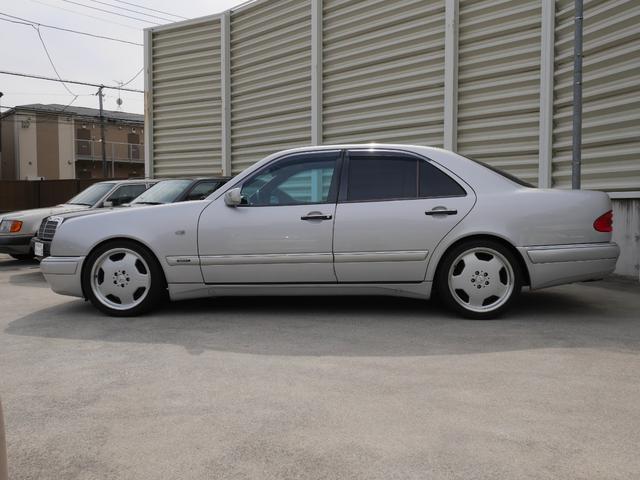 E50(3枚目)