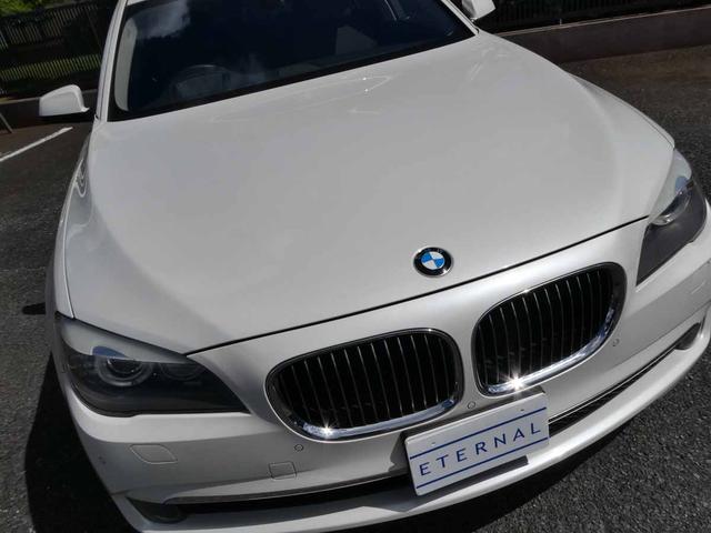 ７５０ｉ　１オーナ　禁煙　実走３万ｋｍ　Ｓ記録１０枚全Ｄ　コンフォートアクセス　黒革　パワーシート　ＳＨ　ＳＣ　地デジ　Ｂカメラ　電動ブラインド　ＳＲ　純正１８インチＡＷ　ＨＵＤ　電動トランク　ＦＲソナー(4枚目)