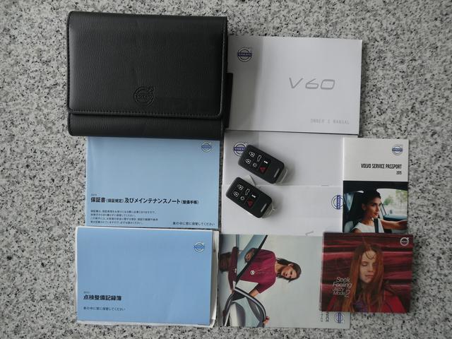 Ｖ６０ Ｔ４　ラグジュアリーエディション　１オーナ　禁煙　整備記録８枚全Ｄ　黒革　ＳＨ　Ｐシート　地デジ　ＢＴ　ＵＳＢ　Ｂカメラ　Ｒソナー　Ｐシフト　純正１７インチＡＷ　インテリセーフ　追従ＡＣＣ　車間警告　ＢＬＩＳ　ＨＩＤ　ルーフレール（58枚目）