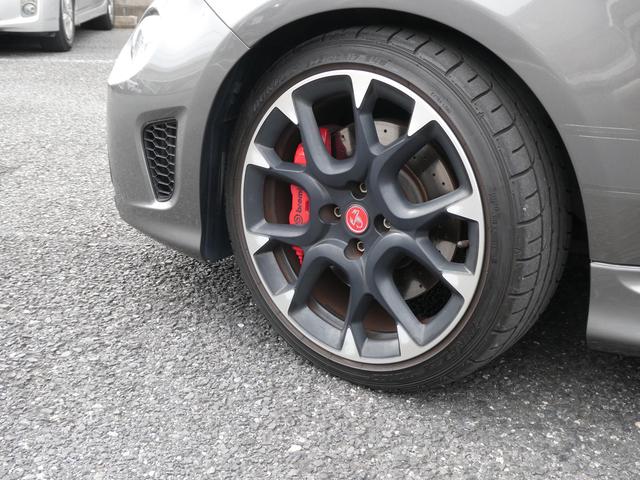 アバルト５９５ コンペティツィオーネ　後期　左５ＭＴ　２オーナ　禁煙　２８７００ｋｍ　整備記録６枚　Ｓａｂｅｌｔシート　５インチタッチパネル　ＢＴ　Ｒソナー　純正１７インチＡＷ　ブレンボキャリパ　レコモン　デイライト　ＨＩＤ　ＥＴＣ（20枚目）