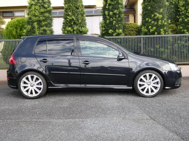 ゴルフ Ｒ３２　１オーナー車　禁煙車　４８９６０ｋｍ　天張り張替済　フルタイム４ＷＤ　取説　整備手帳　スペアキー　整備記録あり　黒革　シートヒーター　フルセグ　純正１８インチＡＷ　パドルシフト　キセノンライト　ＥＴＣ（5枚目）