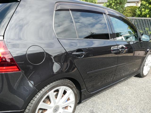 ゴルフ Ｒ３２　１オーナー車　禁煙車　４８９６０ｋｍ　天張り張替済　フルタイム４ＷＤ　取説　整備手帳　スペアキー　整備記録あり　黒革　シートヒーター　フルセグ　純正１８インチＡＷ　パドルシフト　キセノンライト　ＥＴＣ（7枚目）